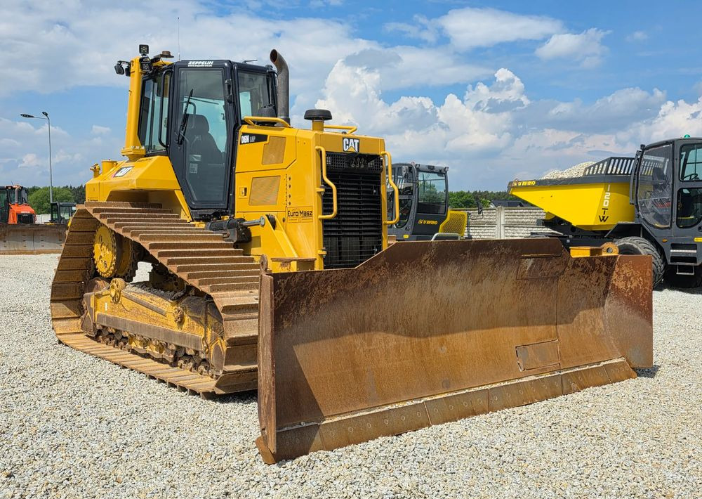 Caterpillar Caterpillar D6N LGP, 2017 ROK, PODWOZIE 80% DOBRE - Buldozers: foto 2 Caterpillar Caterpillar D6N LGP, 2017 ROK, PODWOZIE 80% DOBRE - Buldozers: foto 2