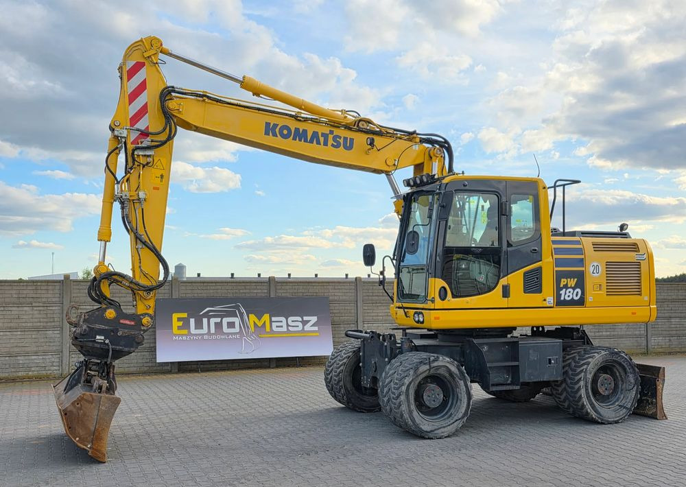 Komatsu PW 180-10, 2017 ROK, 6000 MTH, OIL QUICK - Riteņu ekskavators: foto 1 Komatsu PW 180-10, 2017 ROK, 6000 MTH, OIL QUICK - Riteņu ekskavators: foto 1