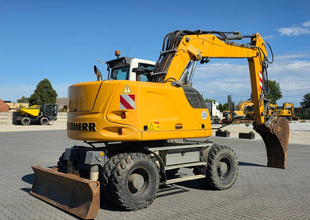 Liebherr A914 COMPACT, 2015 ROK, SW 48 szybkozłącze - Riteņu ekskavators: foto 5 Liebherr A914 COMPACT, 2015 ROK, SW 48 szybkozłącze - Riteņu ekskavators: foto 5