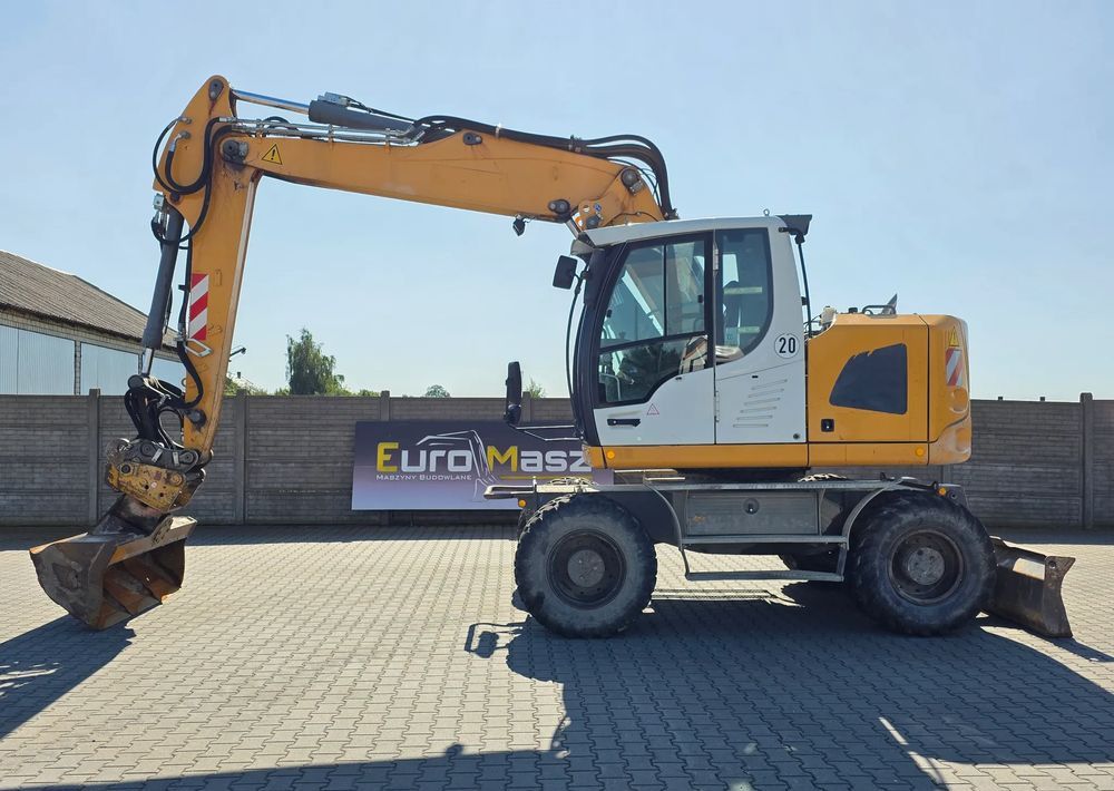 Liebherr A918 COMPACT, 2014 ROK, SW 48 LIKUFIX szybkozłącze - Riteņu ekskavators: foto 2 Liebherr A918 COMPACT, 2014 ROK, SW 48 LIKUFIX szybkozłącze - Riteņu ekskavators: foto 2