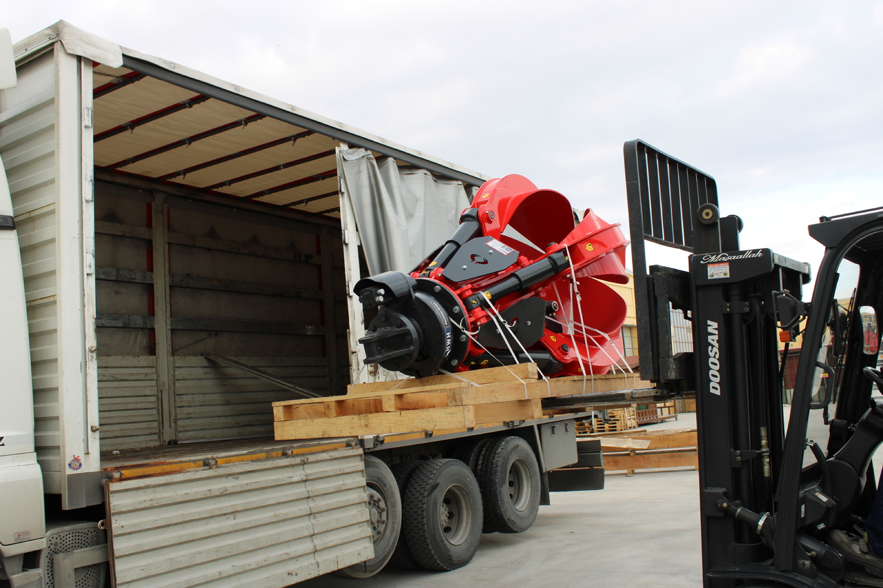 Orange Peel Grab 0.6 m3 - Greiferi - Greiferi: foto 2 Orange Peel Grab 0.6 m3 - Greiferi - Greiferi: foto 2