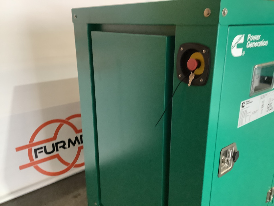 Cummins 55KVA Brand new - Elektroģenerators: foto 3 Cummins 55KVA Brand new - Elektroģenerators: foto 3