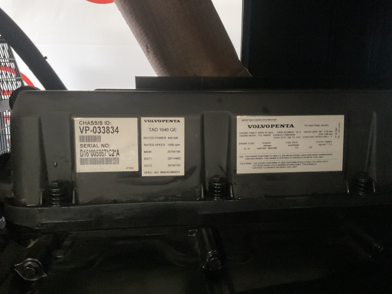 Volvo 500KVA, Generatorset. Like brand new. 98 Running hours since new! - Elektroģenerators: foto 3 Volvo 500KVA, Generatorset. Like brand new. 98 Running hours since new! - Elektroģenerators: foto 3