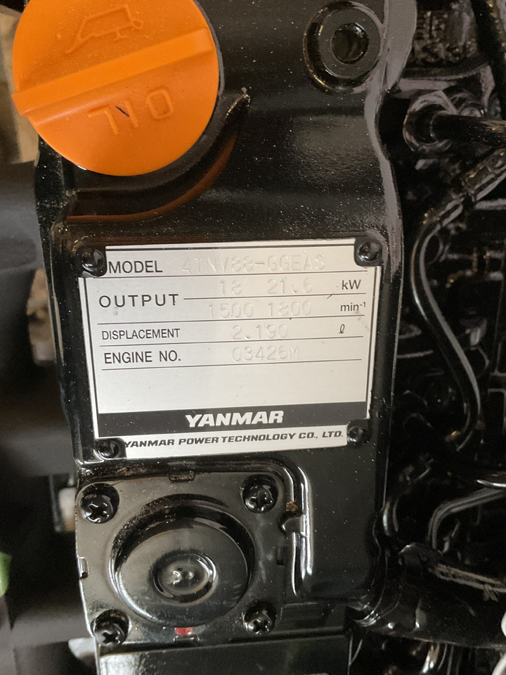 Yanmar 4TNV88 - Dzinējs: foto 4 Yanmar 4TNV88 - Dzinējs: foto 4