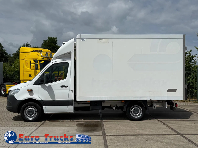 Mercedes-Benz Sprinter 316 - Komercauto refrižerators: foto 4 Mercedes-Benz Sprinter 316 - Komercauto refrižerators: foto 4