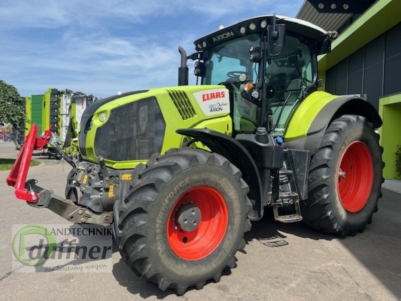 CLAAS Axion 810 C-MATIC - Traktors: foto 1 CLAAS Axion 810 C-MATIC - Traktors: foto 1