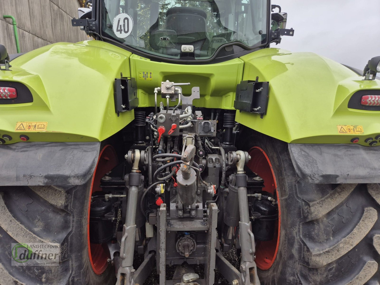 CLAAS Axion 920 - Traktors: foto 4 CLAAS Axion 920 - Traktors: foto 4