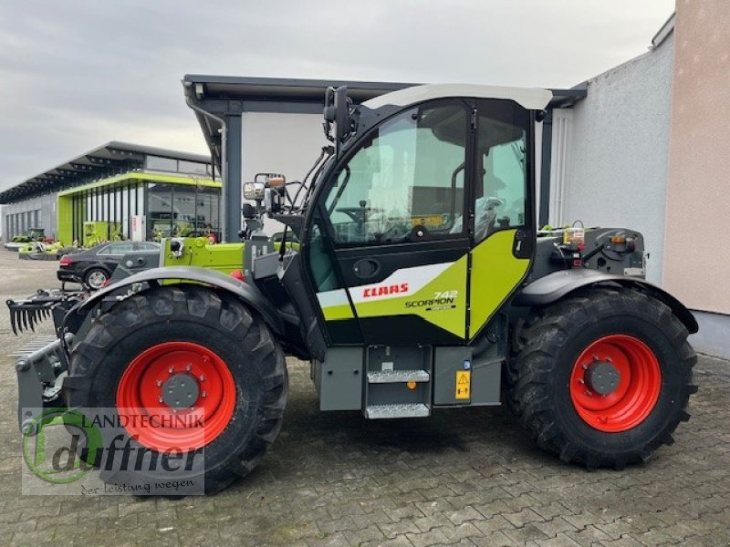 CLAAS Scorpion 742 Varipower - Teleskopiskais iekrāvējs: foto 1 CLAAS Scorpion 742 Varipower - Teleskopiskais iekrāvējs: foto 1