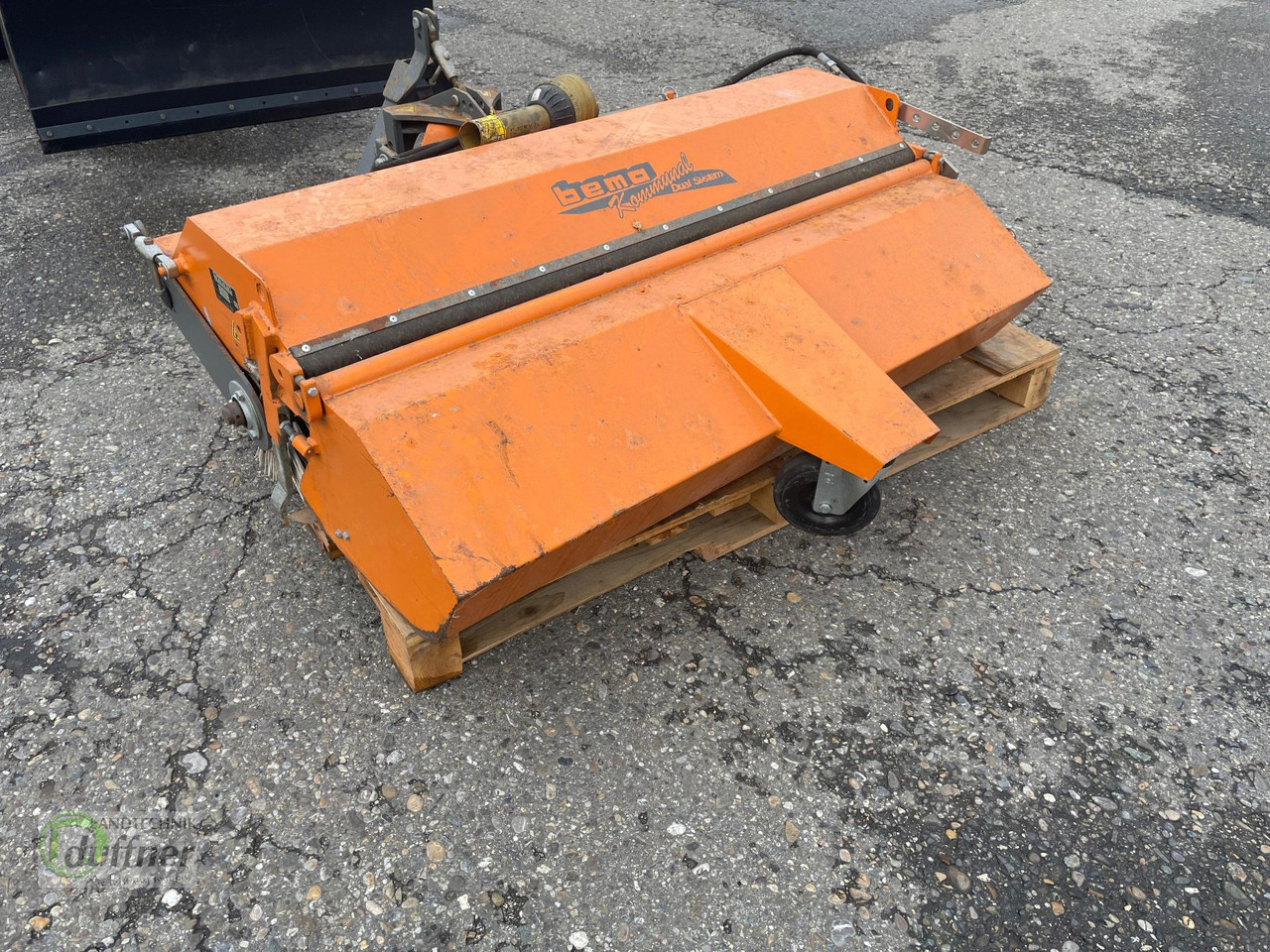 Komunālais traktors Hako Hakotrac 3000 DA: foto 12