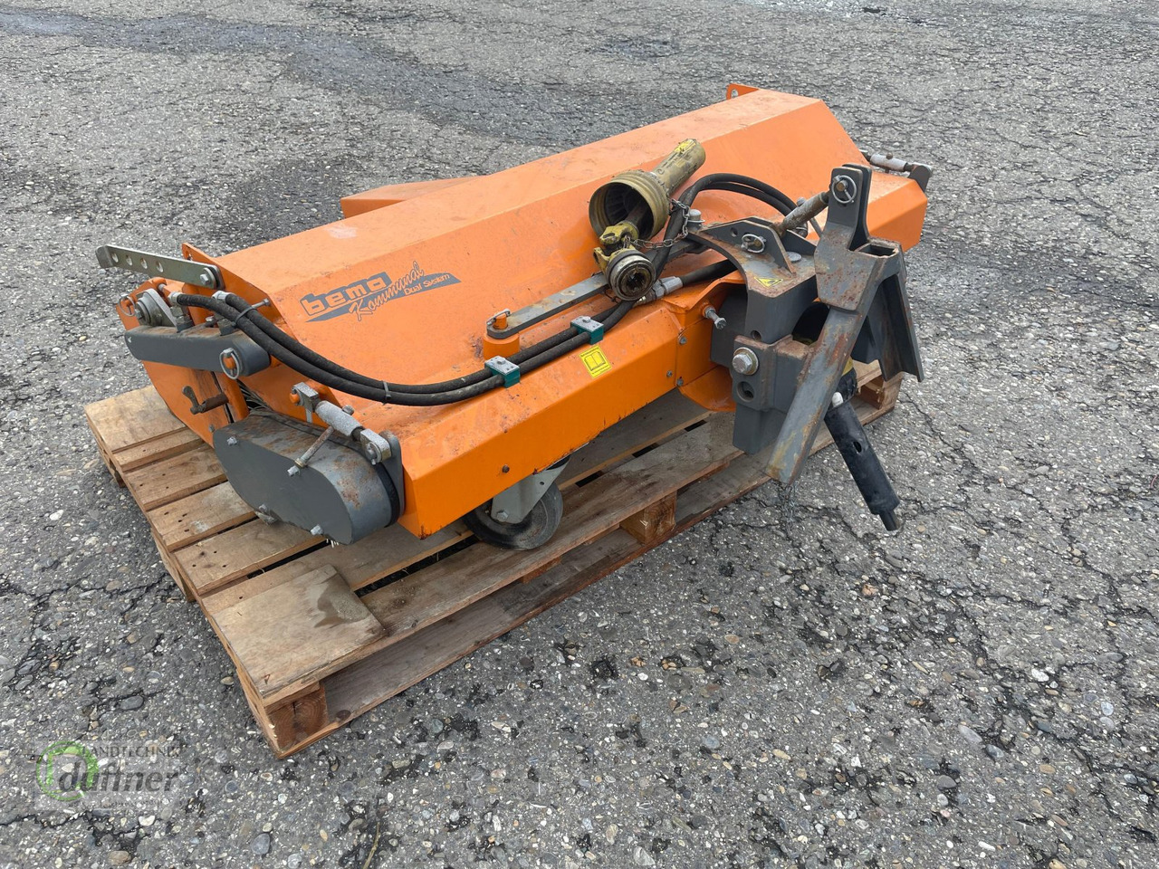 Komunālais traktors Hako Hakotrac 3000 DA: foto 10