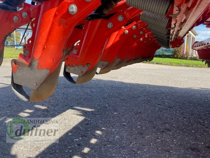 Kuhn HRB 303 Integra 3003 - Kombinētā sējmašīna: foto 4 Kuhn HRB 303 Integra 3003 - Kombinētā sējmašīna: foto 4