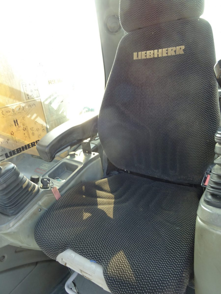 Kāpurķēžu ekskavators LIEBHERR R936 NLC: foto 14 Kāpurķēžu ekskavators LIEBHERR R936 NLC: foto 14