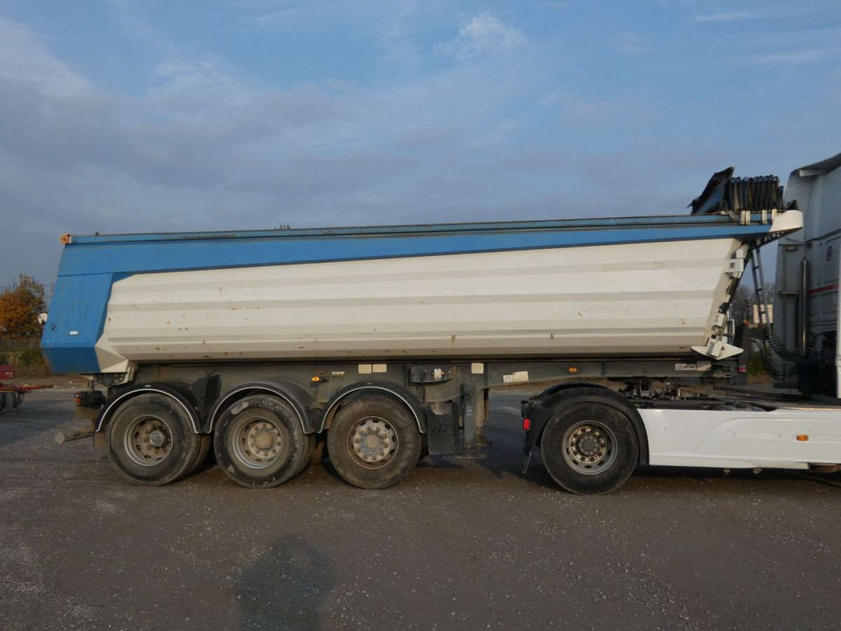 TECNOKAR T3GP38 - Puspiekabe pašizgāzējs: foto 1 TECNOKAR T3GP38 - Puspiekabe pašizgāzējs: foto 1