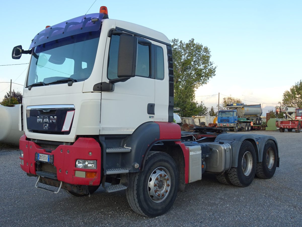MAN TGA 33.480 - Vilcējs: foto 1 MAN TGA 33.480 - Vilcējs: foto 1