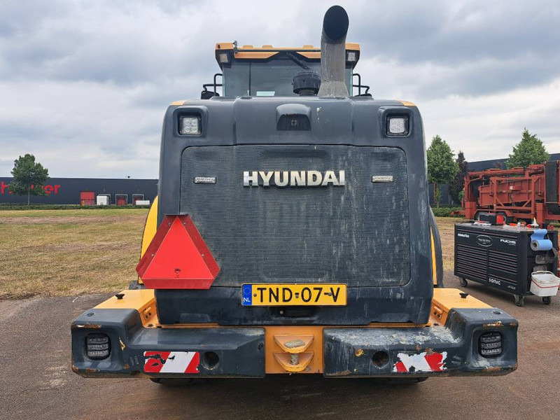 Hyundai HL940 - Riteņu iekrāvējs: foto 4 Hyundai HL940 - Riteņu iekrāvējs: foto 4