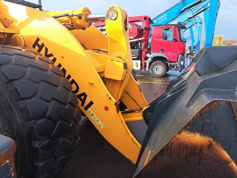Riteņu iekrāvējs Hyundai HL980: foto 16