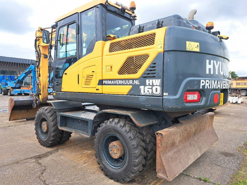 Hyundai HW160 - Riteņu ekskavators: foto 3 Hyundai HW160 - Riteņu ekskavators: foto 3