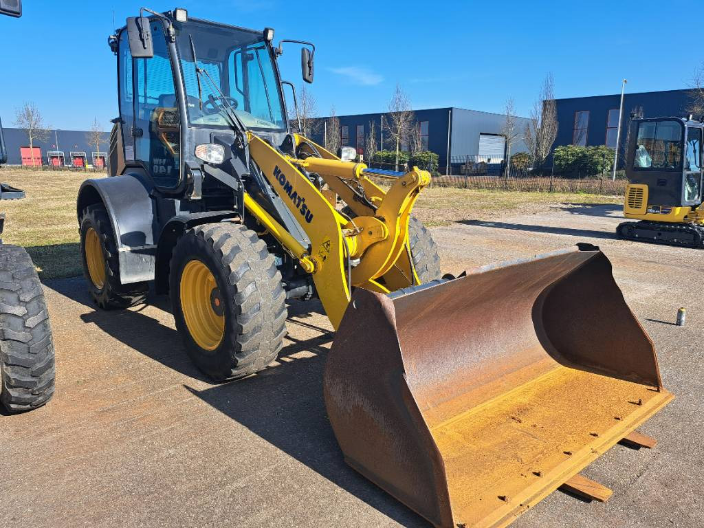 Komatsu WA100-8E0 - Riteņu iekrāvējs: foto 3 Komatsu WA100-8E0 - Riteņu iekrāvējs: foto 3