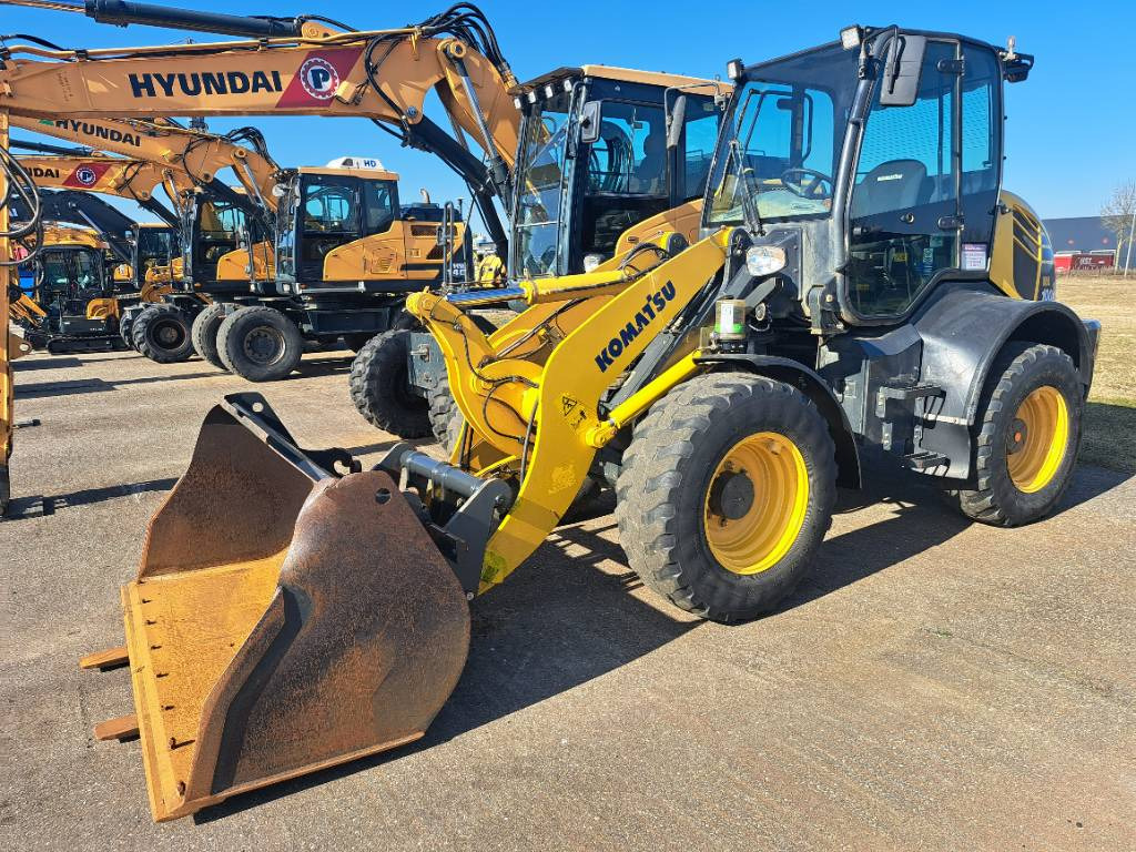 Komatsu WA100-8E0 - Riteņu iekrāvējs: foto 2 Komatsu WA100-8E0 - Riteņu iekrāvējs: foto 2