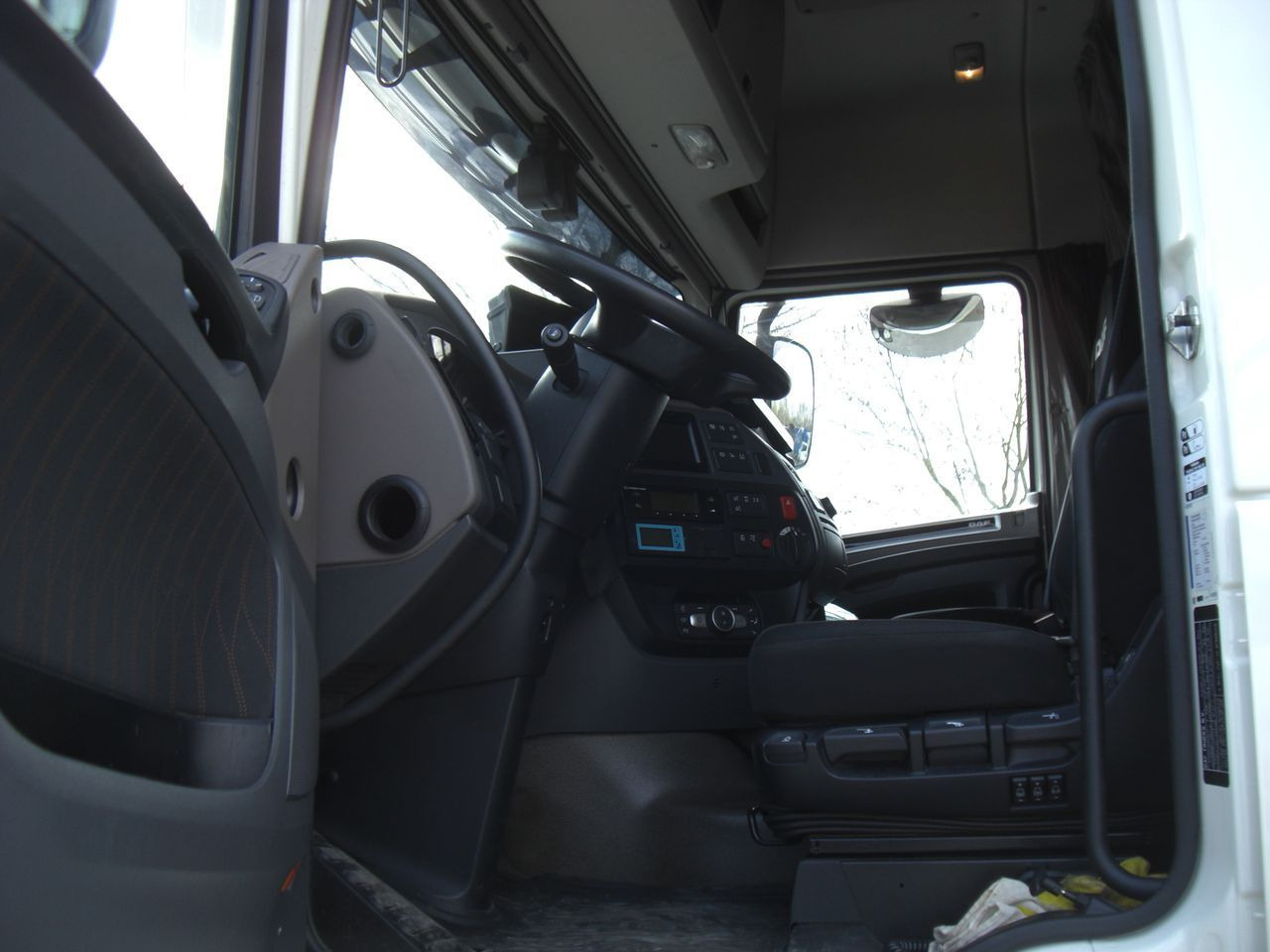 DAF XF480 FAR - Kravas automašīna refrižerators: foto 5 DAF XF480 FAR - Kravas automašīna refrižerators: foto 5