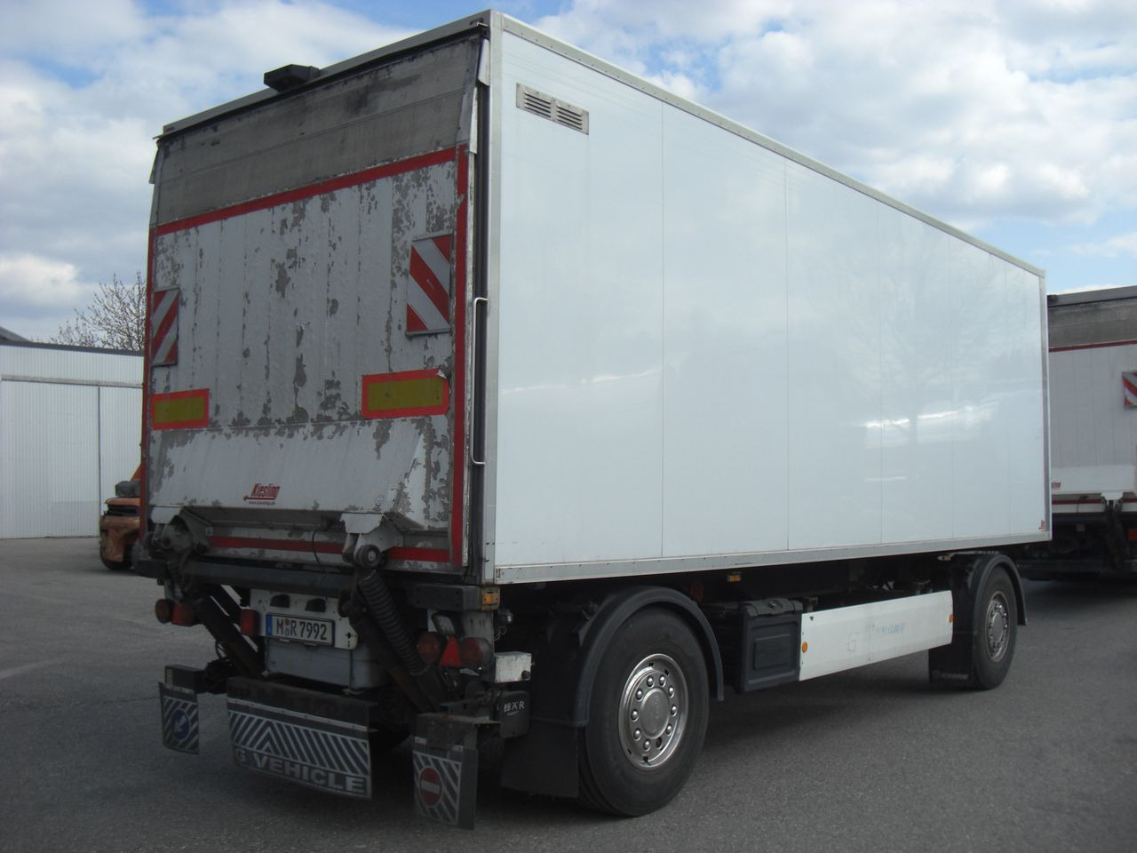 Krone AZ / ISOLIERKOFFER - Piekabe slēgtā virsbūve: foto 2 Krone AZ / ISOLIERKOFFER - Piekabe slēgtā virsbūve: foto 2