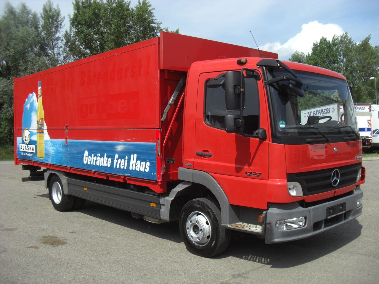 Mercedes-Benz 1222L AUTOMATIK - Kravas automašīna dzērienu pārvadāšanai: foto 2 Mercedes-Benz 1222L AUTOMATIK - Kravas automašīna dzērienu pārvadāšanai: foto 2