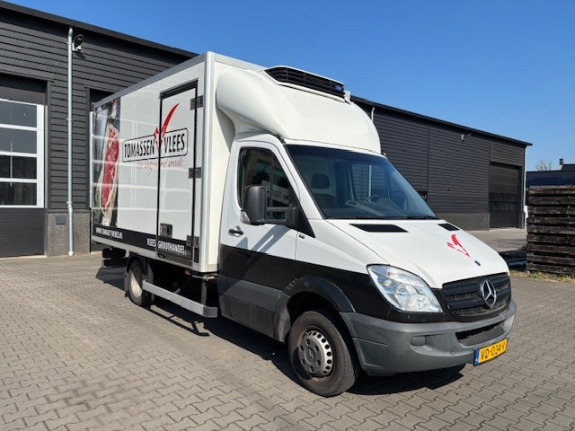 Mercedes Sprinter 419 cdi Frigo hanging meat - Komercauto refrižerators: foto 2 Mercedes Sprinter 419 cdi Frigo hanging meat - Komercauto refrižerators: foto 2