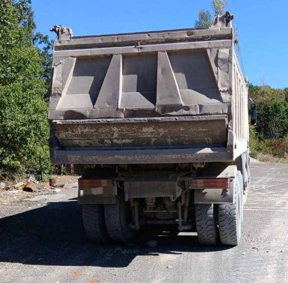 MERCEDES-BENZ Actros 4143 - Kravas automašīna pašizgāzējs: foto 3 MERCEDES-BENZ Actros 4143 - Kravas automašīna pašizgāzējs: foto 3