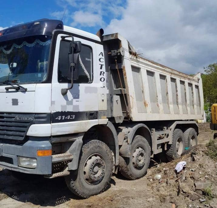 MERCEDES-BENZ Actros 4143 - Kravas automašīna pašizgāzējs: foto 2 MERCEDES-BENZ Actros 4143 - Kravas automašīna pašizgāzējs: foto 2