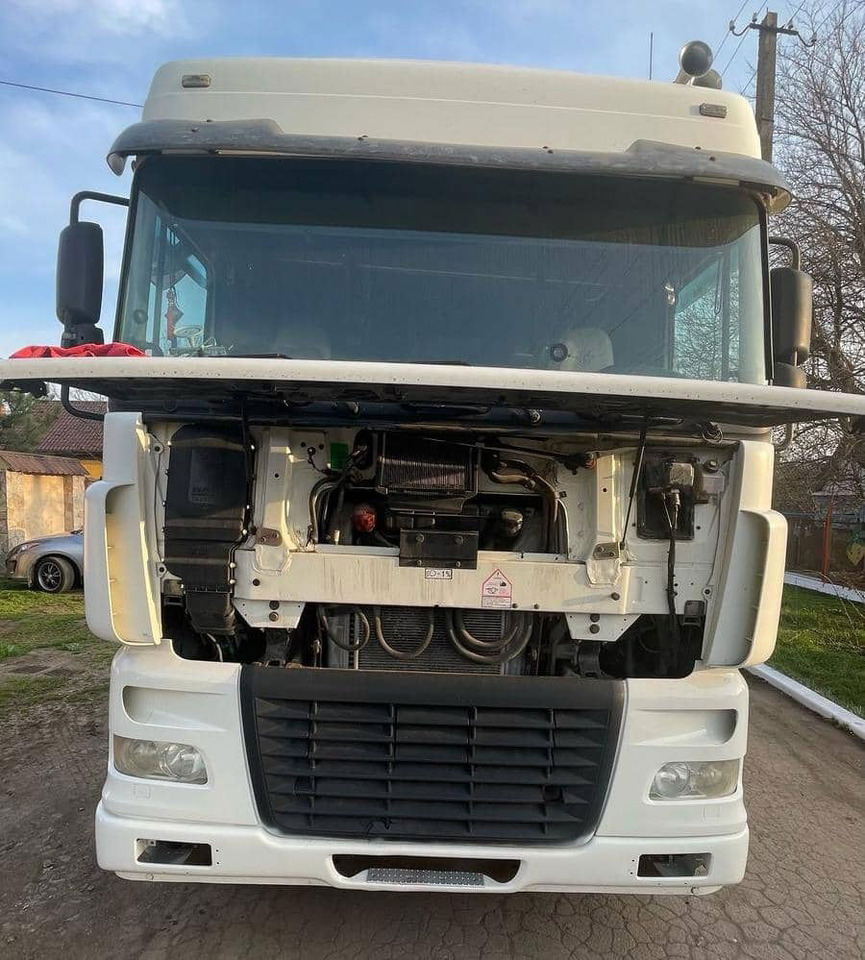 DAF XF 95.430 Tractor head - Vilcējs: foto 1 DAF XF 95.430 Tractor head - Vilcējs: foto 1