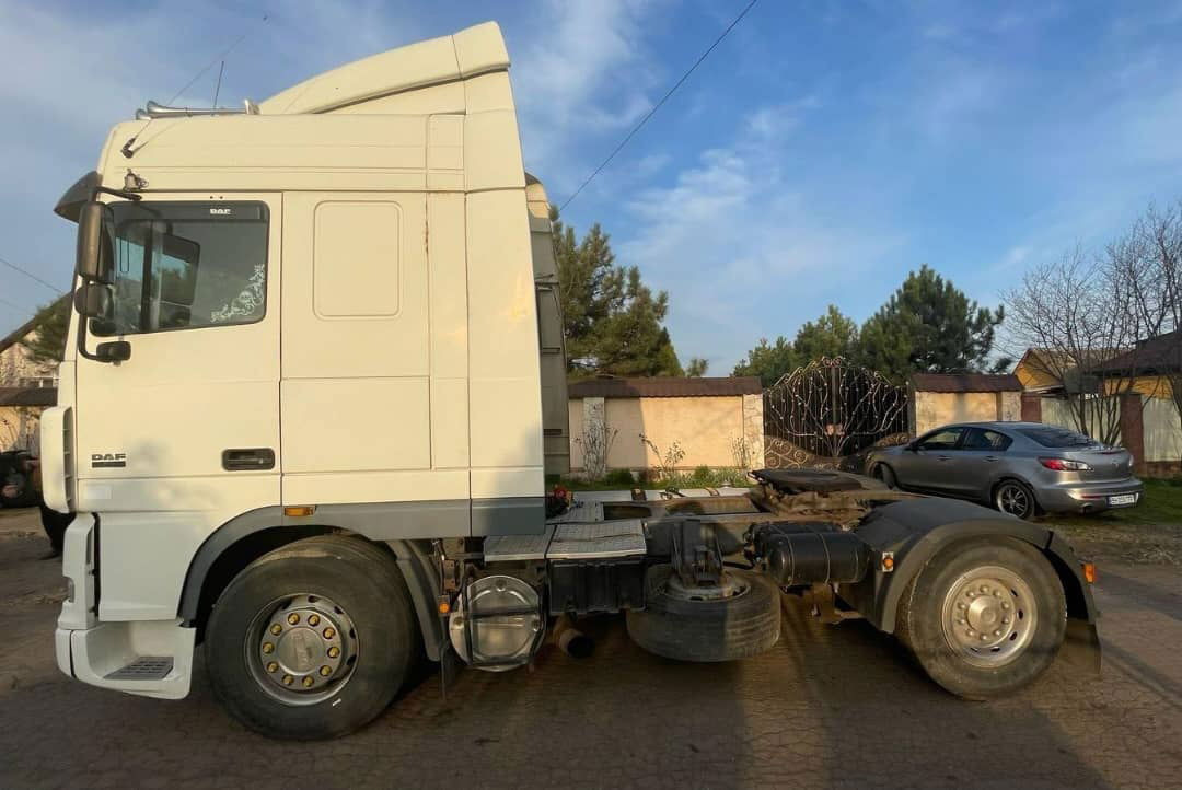 DAF XF 95.430 Tractor head - Vilcējs: foto 5 DAF XF 95.430 Tractor head - Vilcējs: foto 5