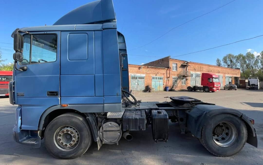 DAF XF 95.430 Tractor unit - Vilcējs: foto 3 DAF XF 95.430 Tractor unit - Vilcējs: foto 3