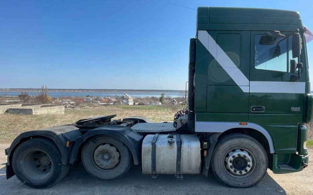 DAF XF 95.430 Tractor unit - Vilcējs: foto 2 DAF XF 95.430 Tractor unit - Vilcējs: foto 2