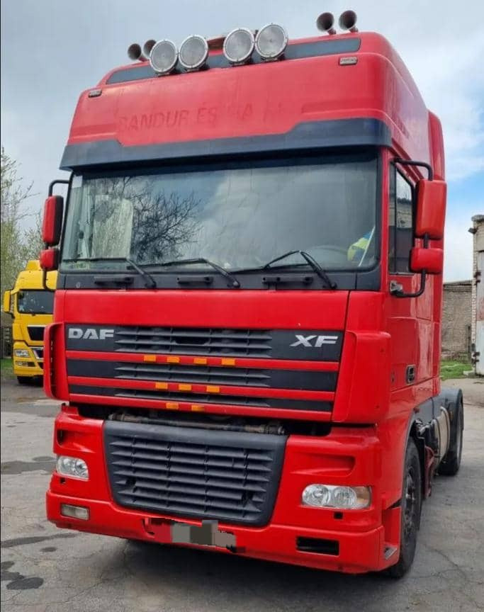 DAF XF 95 - Vilcējs: foto 1 DAF XF 95 - Vilcējs: foto 1