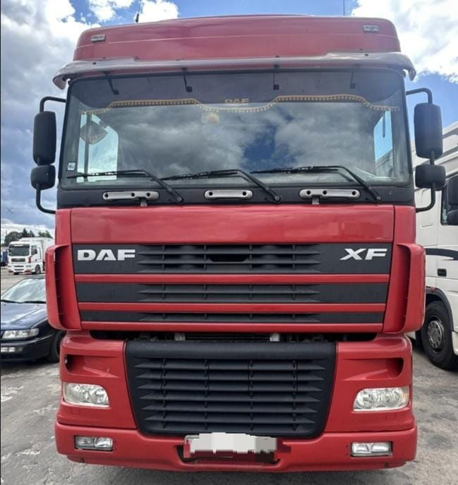 DAF XF 95 Tractor unit - Vilcējs: foto 2 DAF XF 95 Tractor unit - Vilcējs: foto 2