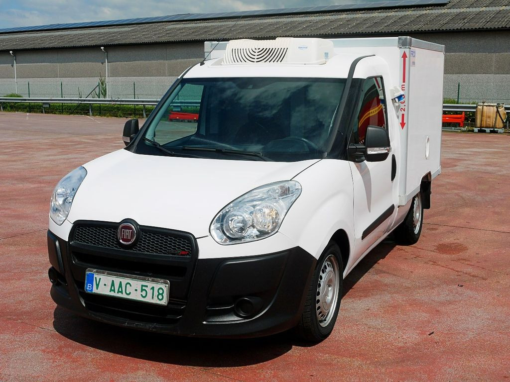 Fiat 1.3 DOBLO KUHLKOFFER RELEC FROD TR15 -20C - Komercauto refrižerators: foto 4 Fiat 1.3 DOBLO KUHLKOFFER RELEC FROD TR15 -20C - Komercauto refrižerators: foto 4