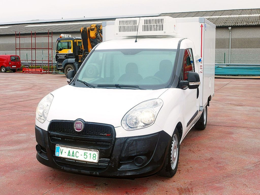 Fiat 1.3 DOBLO KUHLKOFFER RELEC FROD TR22 -20C - Komercauto refrižerators: foto 5 Fiat 1.3 DOBLO KUHLKOFFER RELEC FROD TR22 -20C - Komercauto refrižerators: foto 5