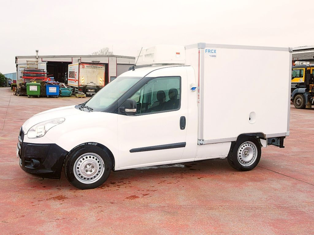 Fiat 1.3 DOBLO KUHLKOFFER RELEC FROD TR22 -20C Fiat 1.3 DOBLO KUHLKOFFER RELEC FROD TR22 -20C - Komercauto refrižerators: foto 4 Fiat 1.3 DOBLO KUHLKOFFER RELEC FROD TR22 -20C Fiat 1.3 DOBLO KUHLKOFFER RELEC FROD TR22 -20C - Komercauto refrižerators: foto 4