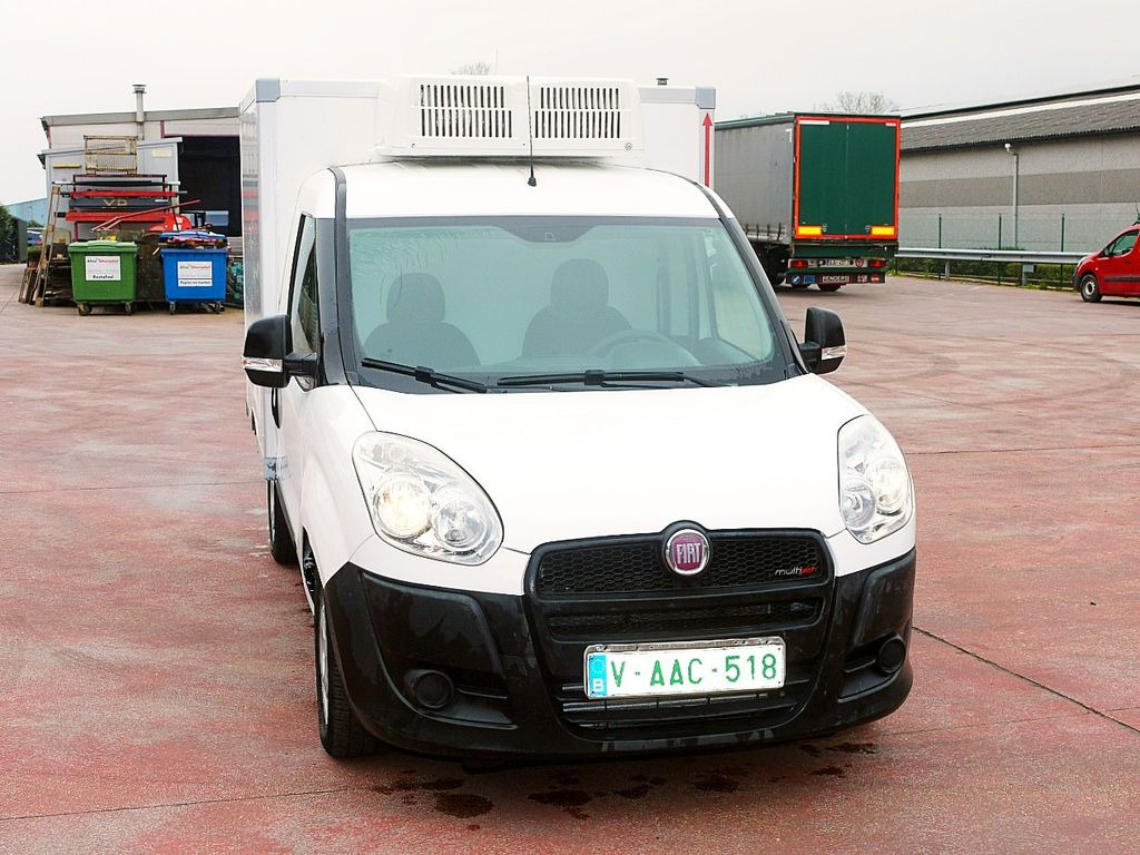 Fiat 1.3 DOBLO KUHLKOFFER RELEC FROD TR22 -20C Fiat 1.3 DOBLO KUHLKOFFER RELEC FROD TR22 -20C - Komercauto refrižerators: foto 1 Fiat 1.3 DOBLO KUHLKOFFER RELEC FROD TR22 -20C Fiat 1.3 DOBLO KUHLKOFFER RELEC FROD TR22 -20C - Komercauto refrižerators: foto 1