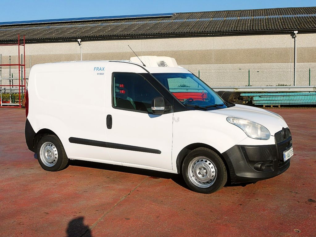Fiat DOBLO 1.3 KUHLKASTENWAGEN RELEC FROID TR10 -20c - Komercauto refrižerators: foto 2 Fiat DOBLO 1.3 KUHLKASTENWAGEN RELEC FROID TR10 -20c - Komercauto refrižerators: foto 2