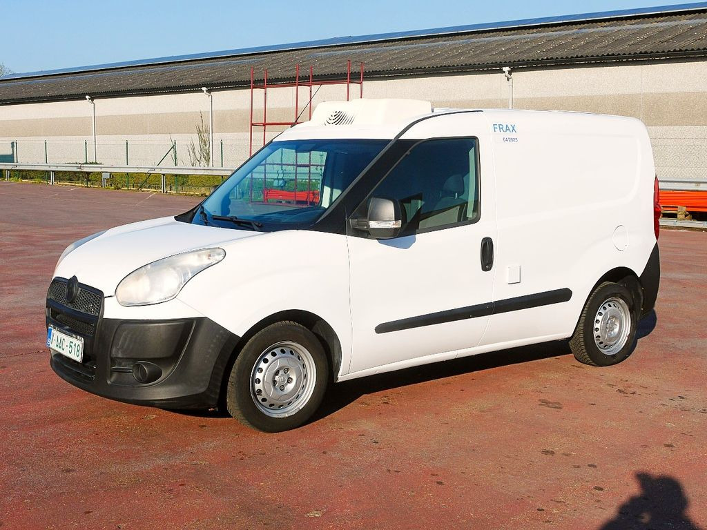 Fiat DOBLO 1.3 KUHLKASTENWAGEN RELEC FROID TR10 -20c - Komercauto refrižerators: foto 3 Fiat DOBLO 1.3 KUHLKASTENWAGEN RELEC FROID TR10 -20c - Komercauto refrižerators: foto 3