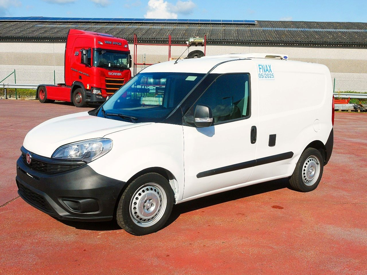 Fiat DOBLO 1.4 KUHLKASTENWAGEN CARRIER NEOS -20c E6 - Komercauto refrižerators: foto 3 Fiat DOBLO 1.4 KUHLKASTENWAGEN CARRIER NEOS -20c E6 - Komercauto refrižerators: foto 3