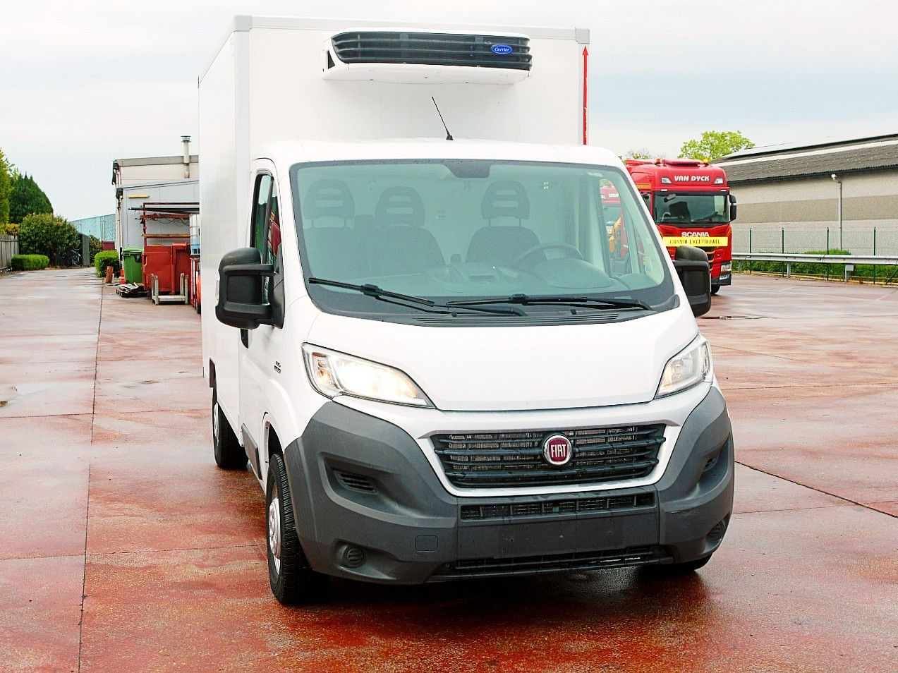 Fiat DUCATO 2.3 KUHLKOFFER FLEISH HAKEN CARRIER -20C - Komercauto refrižerators: foto 1 Fiat DUCATO 2.3 KUHLKOFFER FLEISH HAKEN CARRIER -20C - Komercauto refrižerators: foto 1