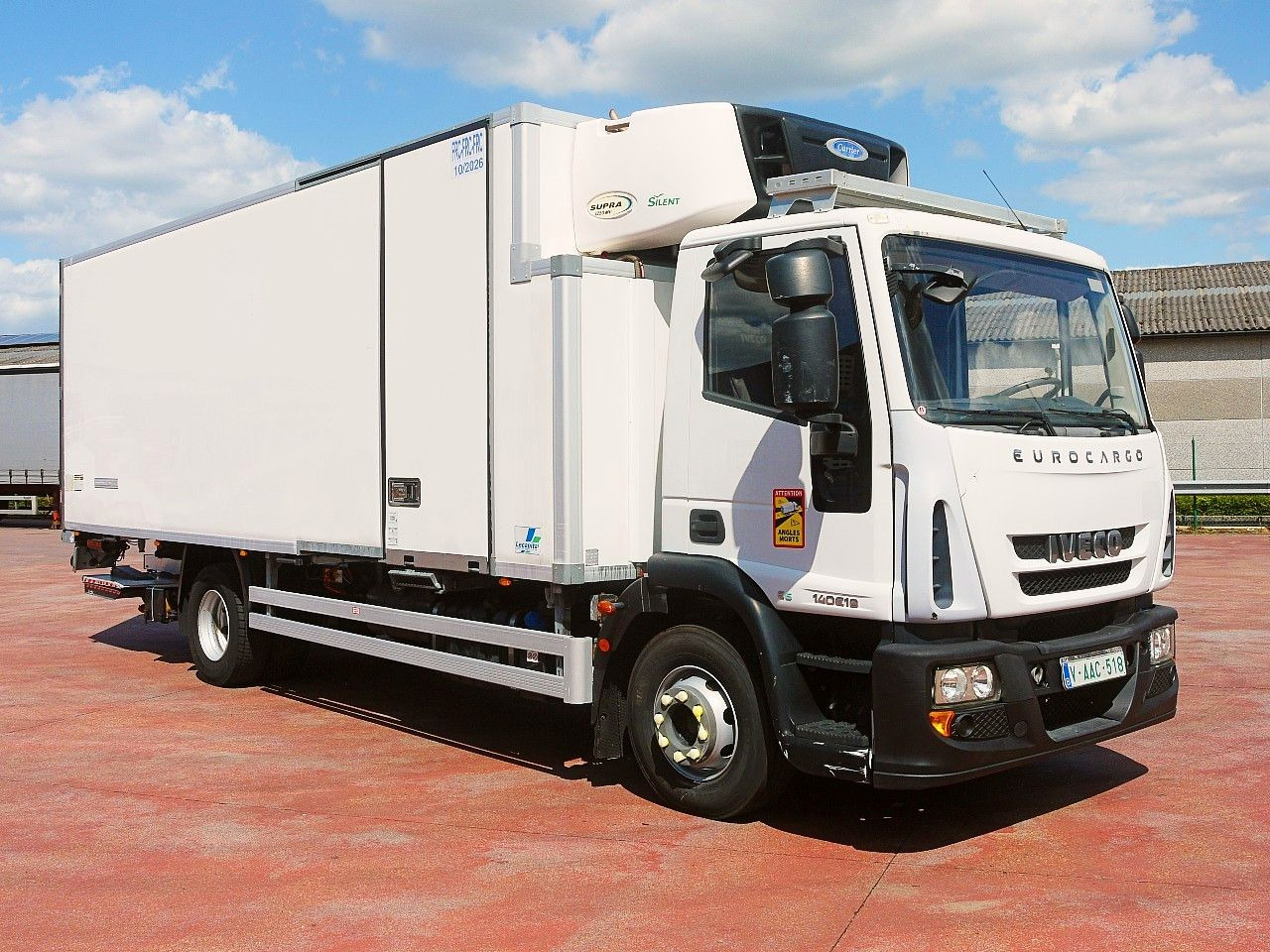 Iveco 140E19 EUROCARGO KUHLKOFFER CARRIER SUPRA 1250MT - Kravas automašīna refrižerators: foto 2 Iveco 140E19 EUROCARGO KUHLKOFFER CARRIER SUPRA 1250MT - Kravas automašīna refrižerators: foto 2