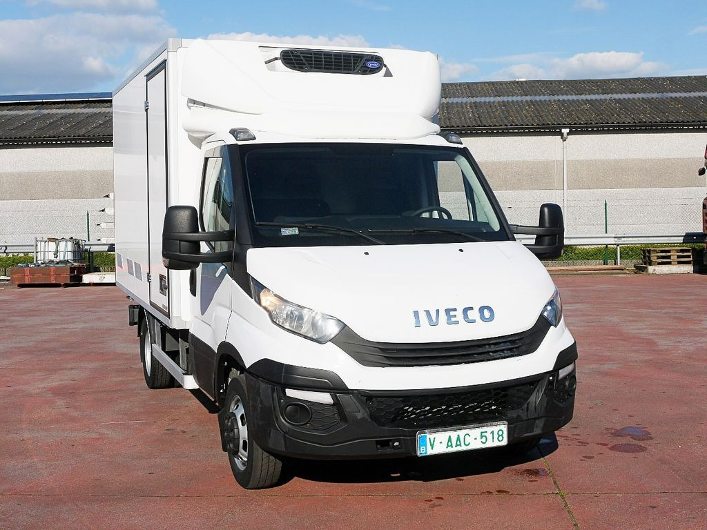 Iveco 35C14 DAILY KUHLKOFFER CARRIER VIENTO A/C - Komercauto refrižerators: foto 1 Iveco 35C14 DAILY KUHLKOFFER CARRIER VIENTO A/C - Komercauto refrižerators: foto 1