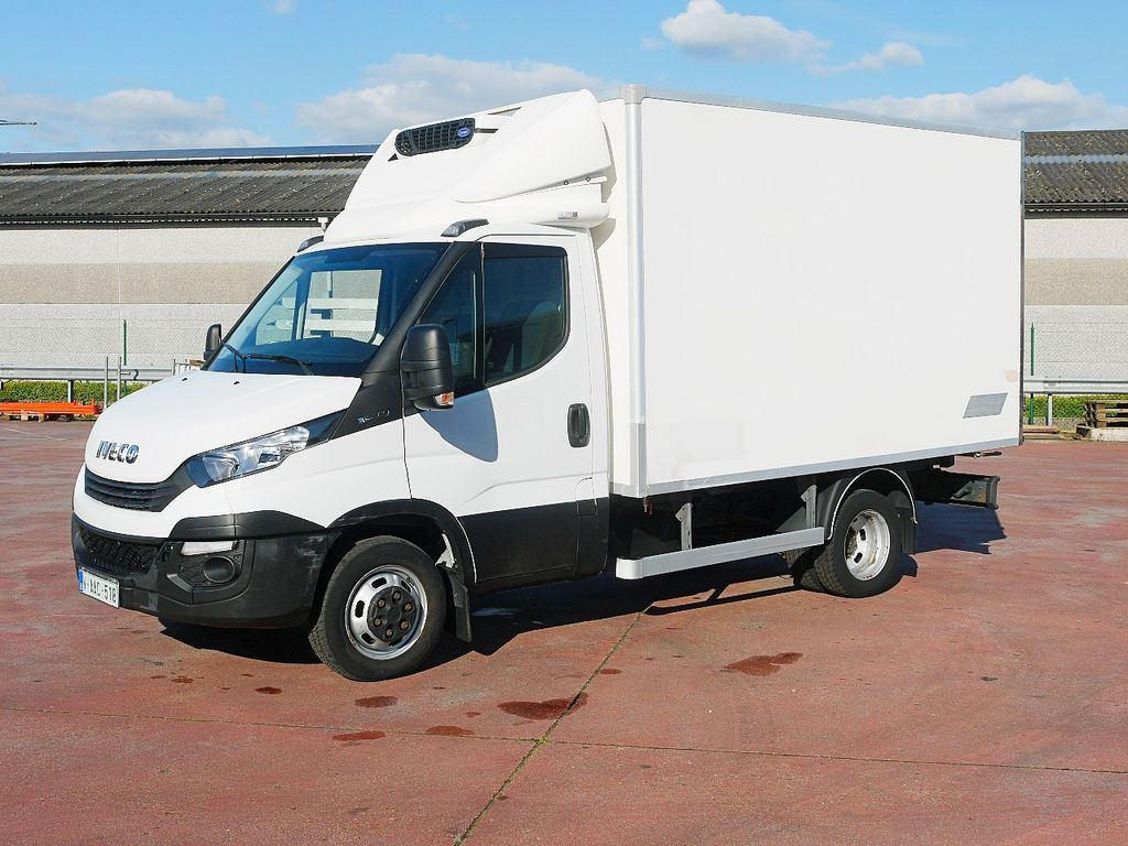 Iveco 35C14 DAILY KUHLKOFFER CARRIER VIENTO A/C - Komercauto refrižerators: foto 4 Iveco 35C14 DAILY KUHLKOFFER CARRIER VIENTO A/C - Komercauto refrižerators: foto 4