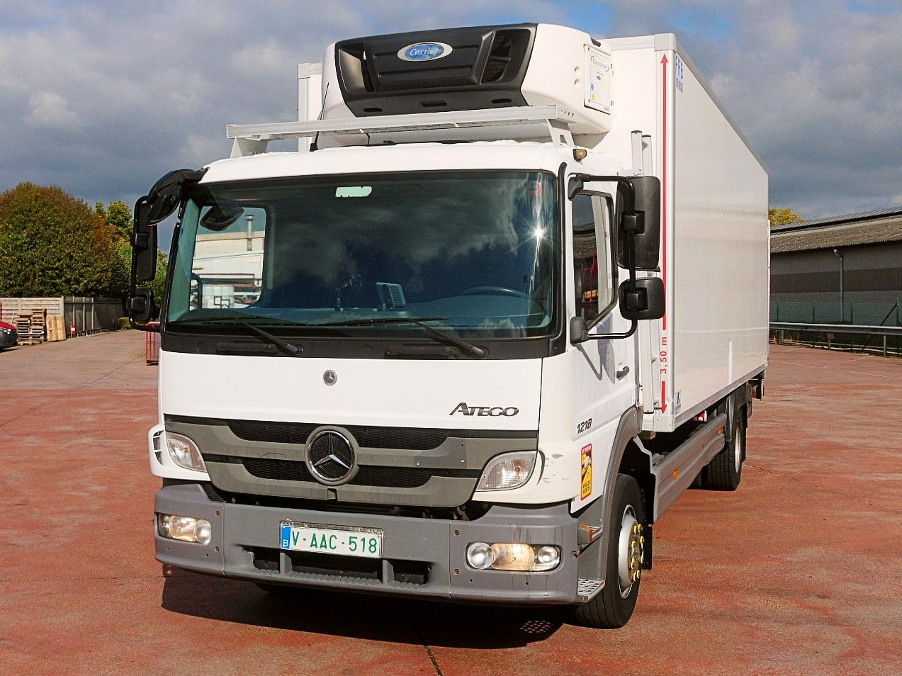 Mercedes-Benz 1218 ATEGO KUHLKOFFER CARRIER SUPRA 550 LBW - Kravas automašīna refrižerators: foto 5 Mercedes-Benz 1218 ATEGO KUHLKOFFER CARRIER SUPRA 550 LBW - Kravas automašīna refrižerators: foto 5