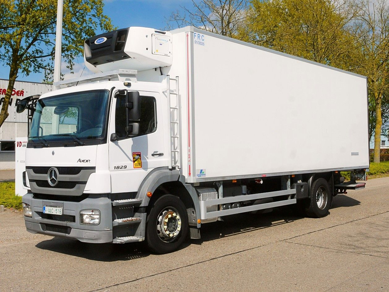 Mercedes-Benz 1829 AXOR FLEISHBAHNEN KUHKOFFER CARRIER SUPRA - Kravas automašīna refrižerators, Kravas auto ar manipulatoru: foto 2 Mercedes-Benz 1829 AXOR FLEISHBAHNEN KUHKOFFER CARRIER SUPRA - Kravas automašīna refrižerators, Kravas auto ar manipulatoru: foto 2