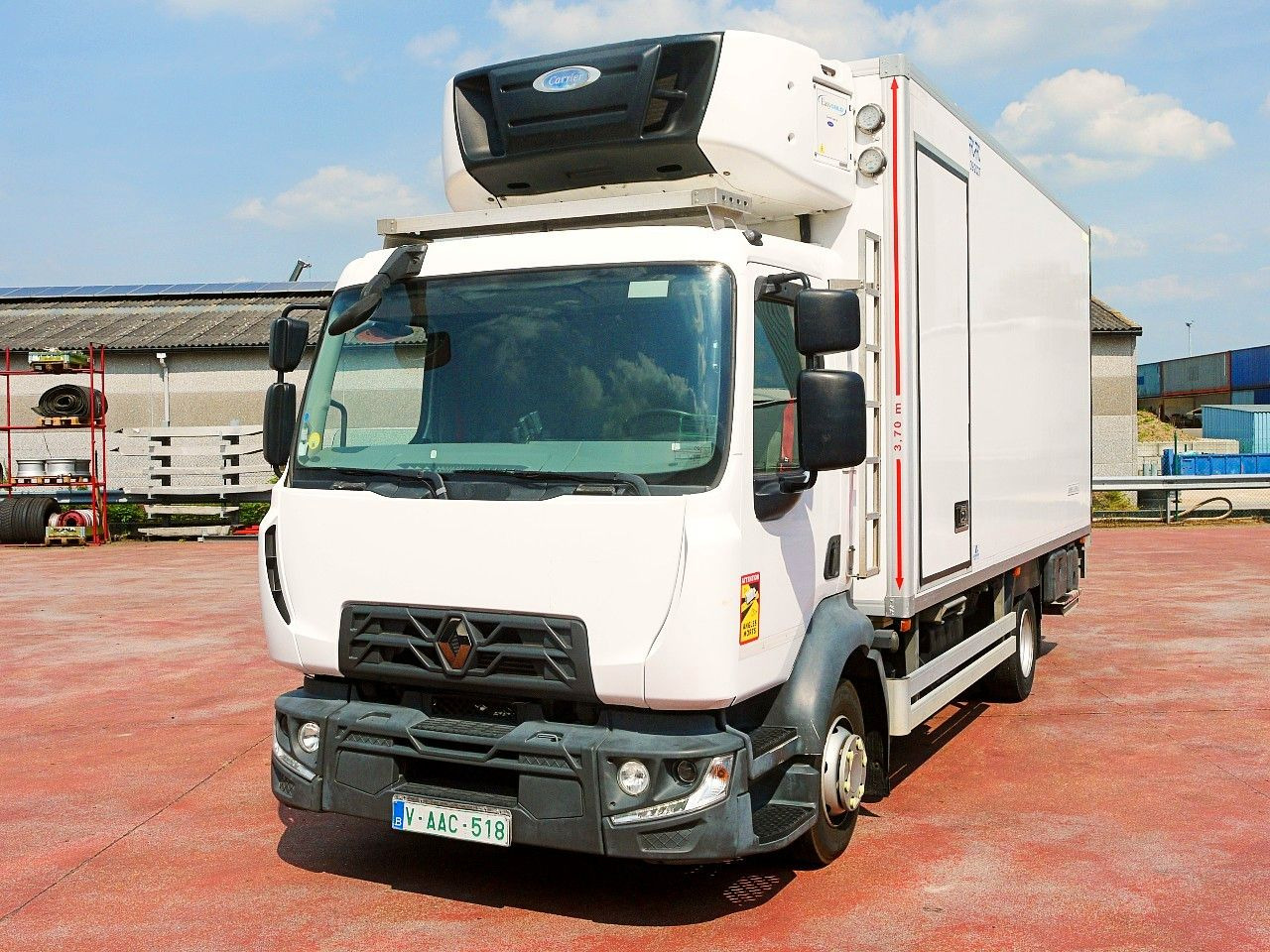 Renault D 10 210 KUHLKOFFER CARRIER SUPRA 1150 MT TOP - Kravas automašīna refrižerators: foto 5 Renault D 10 210 KUHLKOFFER CARRIER SUPRA 1150 MT TOP - Kravas automašīna refrižerators: foto 5