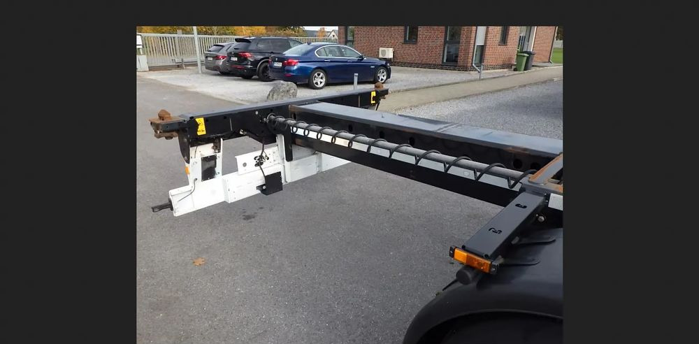 Krone Podkontenerowa - Puspiekabe noņemamā virsbūve/ Konteineru vedējs: foto 4 Krone Podkontenerowa - Puspiekabe noņemamā virsbūve/ Konteineru vedējs: foto 4